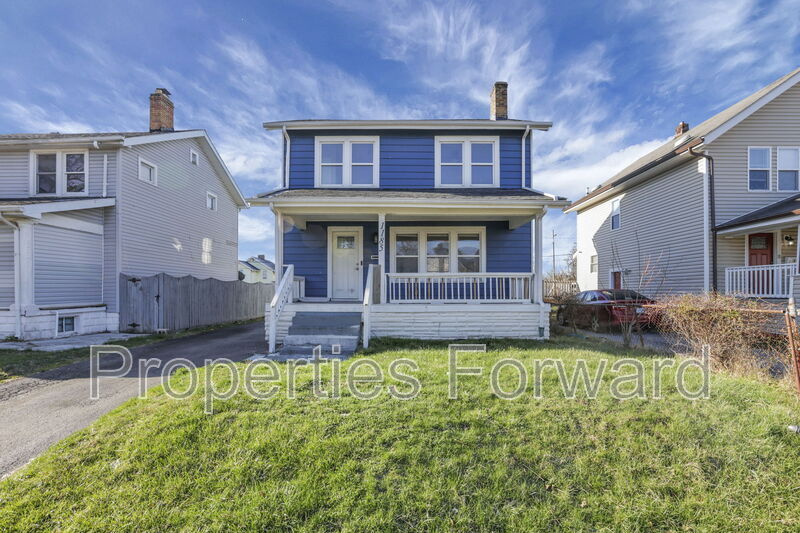 1185 E 22nd Ave
